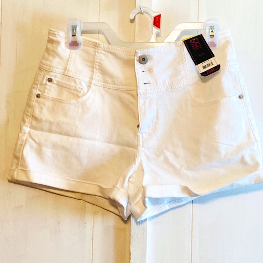 White shorts sz 13 Juniors